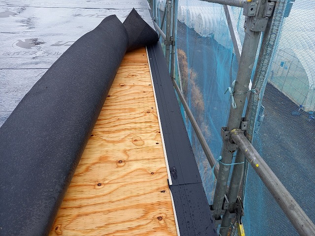 ケラバ部にも取り付け